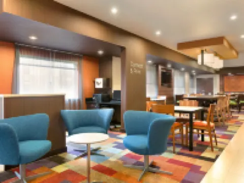 Fairfield Inn & Suites Youngstown Boardman/Poland Hotels in Boardman Township