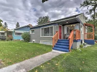 Comfy and Cozy Kalispell Home Walk to Downtown فنادق في كاليسبيل
