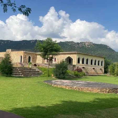 Sariska Kasba - A Village Resort