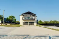 Walk to Water: Game Room at Buchanan Dam Home! - Pool