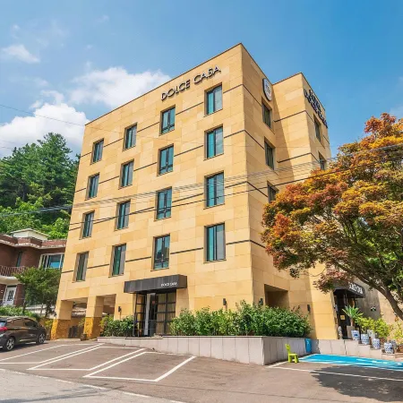 Namyangju Bukhangang Dolcecasa Hotel Отели рядом с достопримечательностью «Музей Моран»