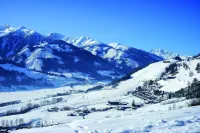 Cosy Apartment With Garden in Salzburger Land