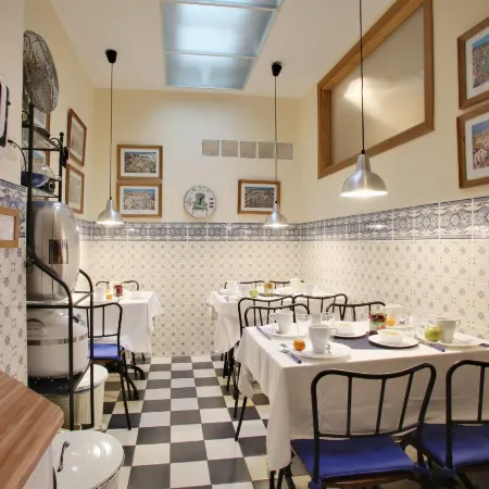 Málaga Lodge Guesthouse