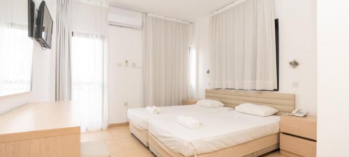 Flora Hotel Apartments Hotel di Protaras