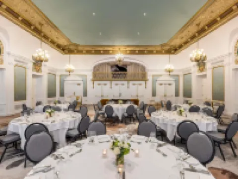 フェアモント パリイザー カルガリーのホテル