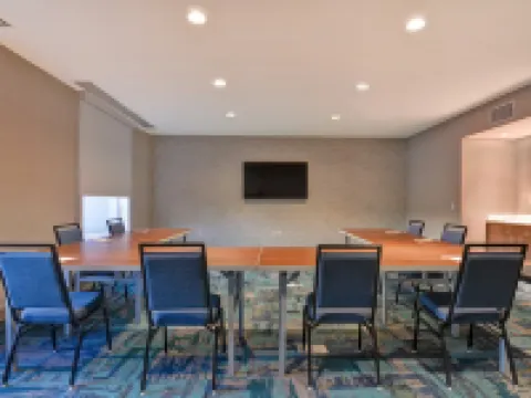 ホーム2 スイーツ バイ ヒルトン ウィリストン バーリントン イTト ウィリストンのホテル