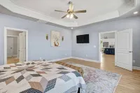 Paradise Waterfront Retreat – 5  | Elevator | Dock + Decks, Boat Access