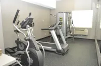 Holiday Inn Express & Suites BARRIE by IHG - Fitnessstudio
