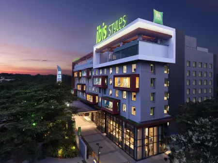 ibis Styles Mysuru Отели в г. Майсур
