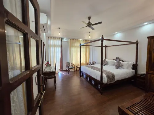 Neer Haveli Agra – A Boutique Homestay Near Taj Mahal - Kitchen