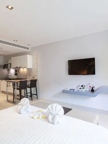 รูปภาพของET418 - Pool view Patong studio for two