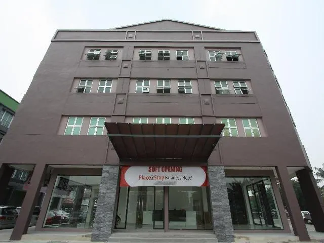 Place2Stay Business Hotel - Waterfront