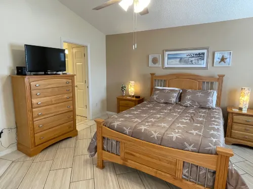 Spacious Kitchen and Private Oasis - Charming Retreat