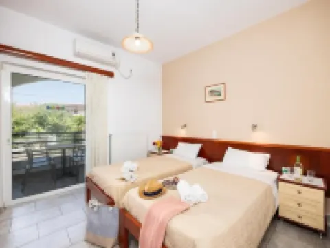 Kosmas Apartments Hotels in Roda