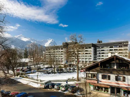 Mercure Hotel Garmisch Partenkirchen Отели в г. Гармиш-Партенкирхен