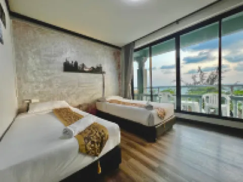 PIMPIMARN BEACH HOTEL