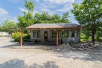 Nonsan Tourist Farm Pension - 2-Star
