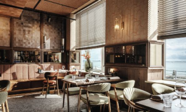 Hotel De Zeevaartschool