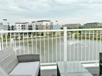 4BR Townhouse with Parking - WV rep 3 Hotels in Warrenville