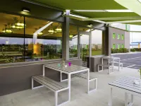 Hotel Ibis Styles Lleida Torrefarrera - Park Yeri