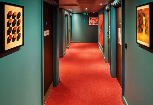 ibis Styles Edinburgh St Andrew Square Over view