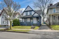 < 2 Mi to Hospitals & University: South Wedge Apt! - 3-Star
