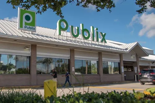 NEW Villa Paradise Lux Gem Pool Game Room Hotels in The Hammocks