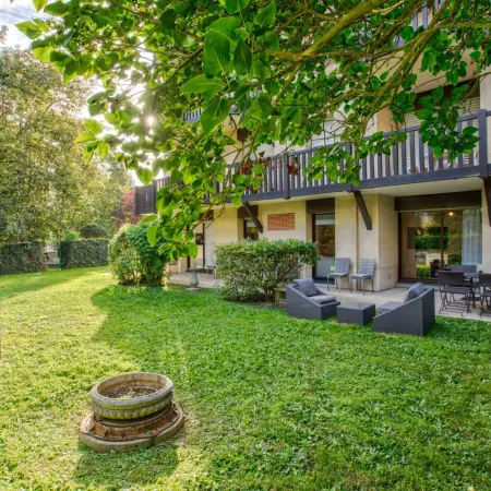 Deauville Lovely Flat With Private Garden