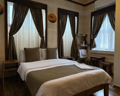 Ezel Hanım Konağı Hotels near Bayazhan