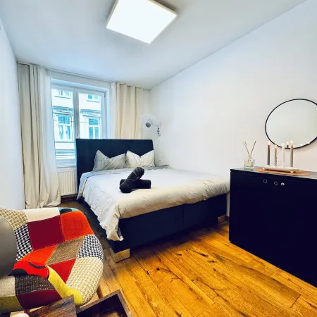 Comfortable Room Near Kaufpark Alterlaa