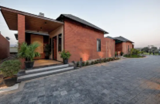 The Bhagwati Cottage & Villa