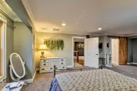 The Barn House: Caldwell Mtn Retreat w/ Hot Tub! - 3-Star