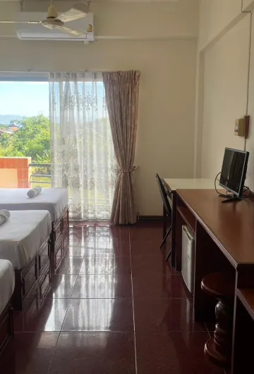 ห้องมาตรฐานพร้อมเตียงเดี่ยว 3 เตียง