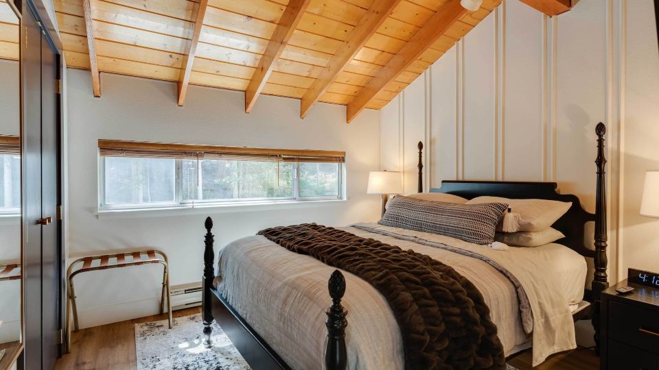 Ski Condo in Chalet Village at Brian Head!