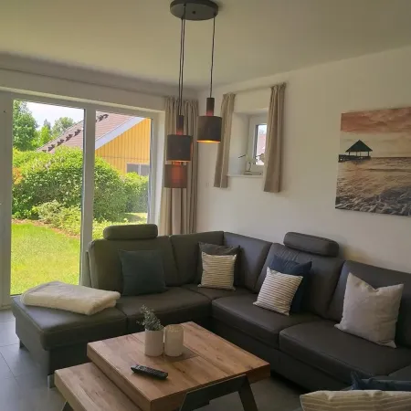 XXL Familienferienhaus فنادق في ريتشلين