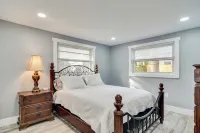 Walk to Restaurants: Home w/ Yard in Safety Harbor - Wifi