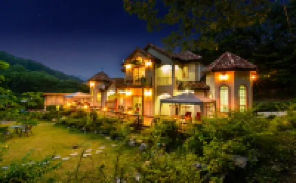 楊平郡4hue House旅館