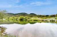 멋진 강 전망과 근처 명소가 있는 집 - 4성급