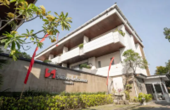 Swiss-Belcourt Sunset Hotels in Bali