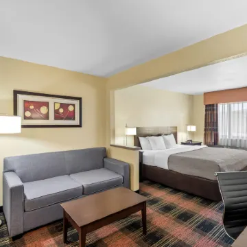 Quality Inn & Suites des Moines Airport Hotels near State Historical Building