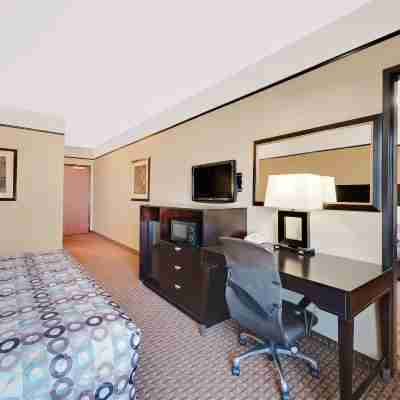 Sonesta Essential Hotels Odessa Rooms