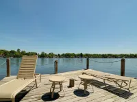 Island Cottage on Evans Lake Boat Rental Required Hôtels à : Comte de Lenawee