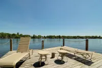 Island Cottage on Evans Lake Boat Rental Required