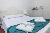 E 01 - Bedroom 1 in Local da Trindade Guesthouse - 3 stelle
