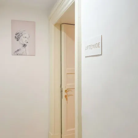 Flame B&B - Elegant Rooms