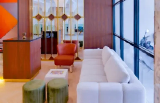 Front One Hotel Mesir Surabaya Hotel di Kecamatan Pabean Cantikan