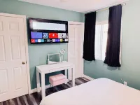 Charming 3-bedroom house with AC and WiFi in marvelous Colton Hotels in Colton