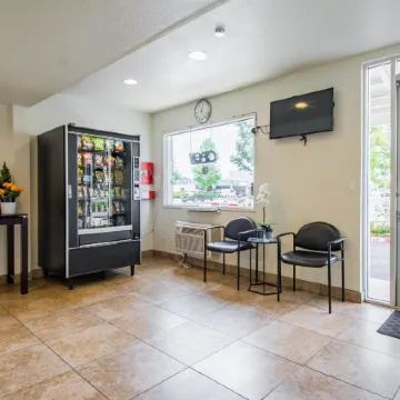 Studio 6 Cypress, CA