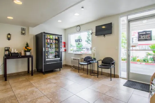 Studio 6 Cypress, CA