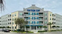 Landing Apartments Near Edison Park Historic District - Condos